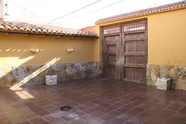 Los Ferroviarios Estacion de Chinchilla Exterior foto
